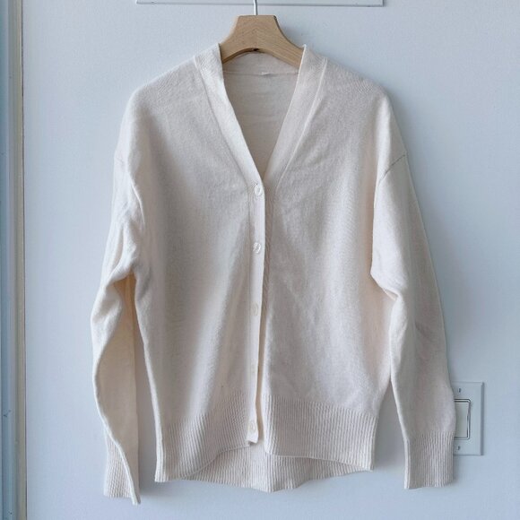 MUJI Camel Blend Wool V-Neck Cardigan - Picture 4 of 7